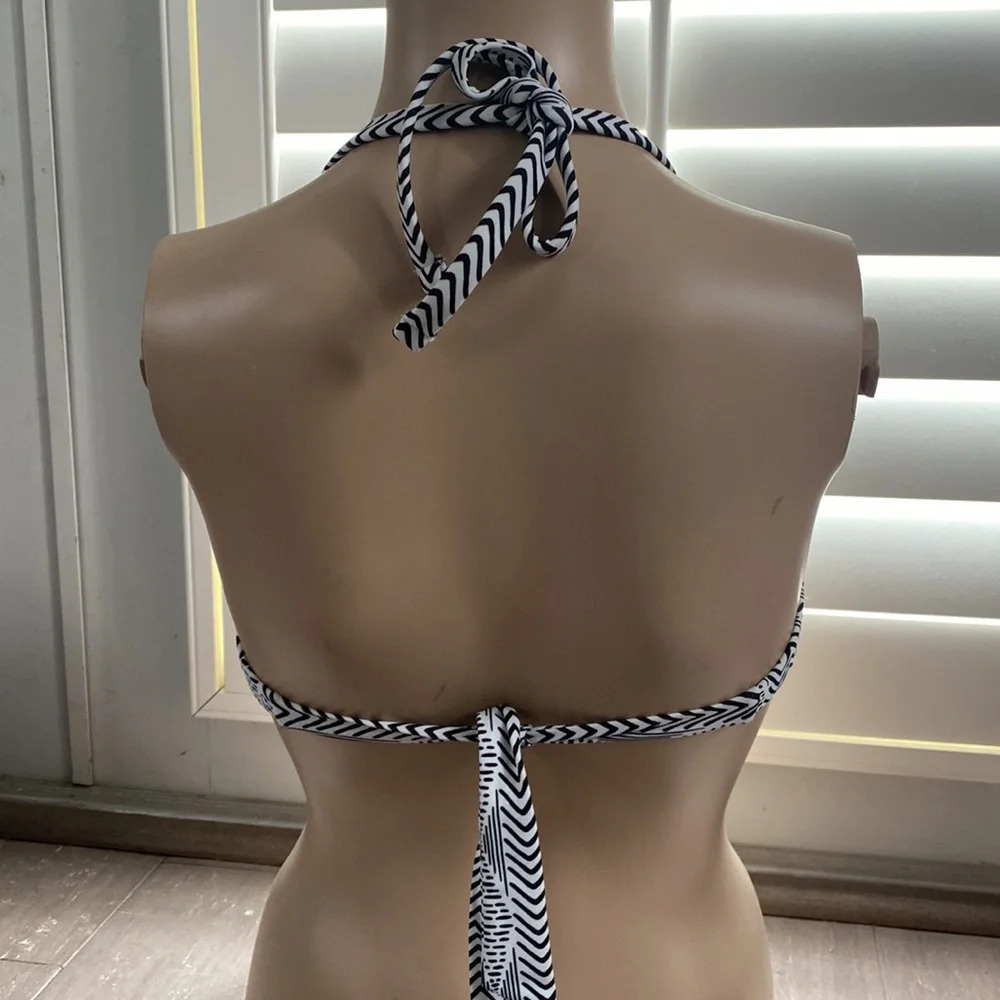 Xhilaration Women’s Black White Stripe Teal Swim Bikini Top M - Picture 4 of 5